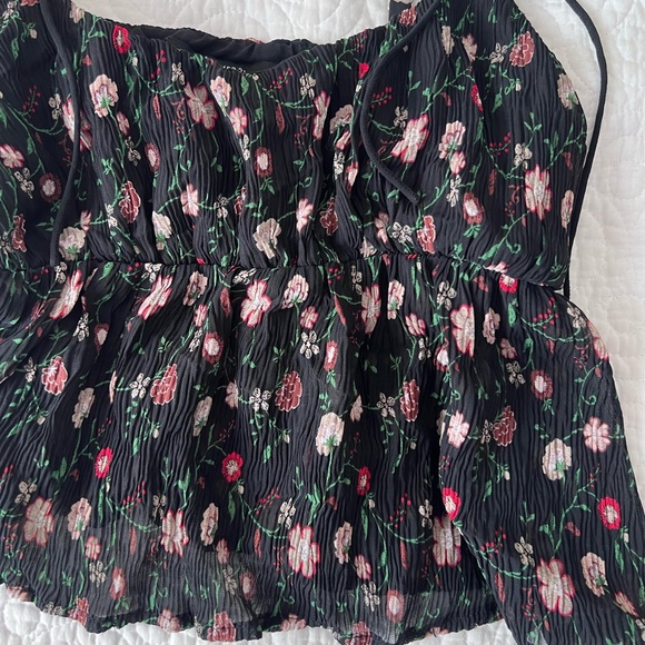 Floral Crop Top - Picture 9 of 9